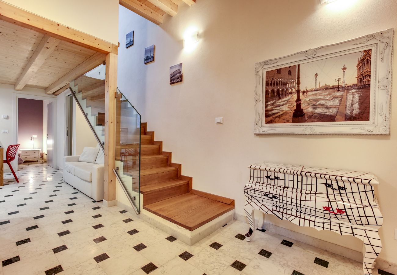 Appartamento a Castello - Duplex nuovo e moderno - zona Arsenale/Biennale con lavatrice