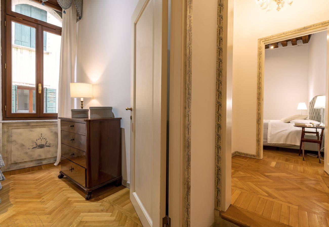Appartamento a San Marco - Elegante appartamento in stile veneziano - WI-FI e lavatrice - Piazza San Marco