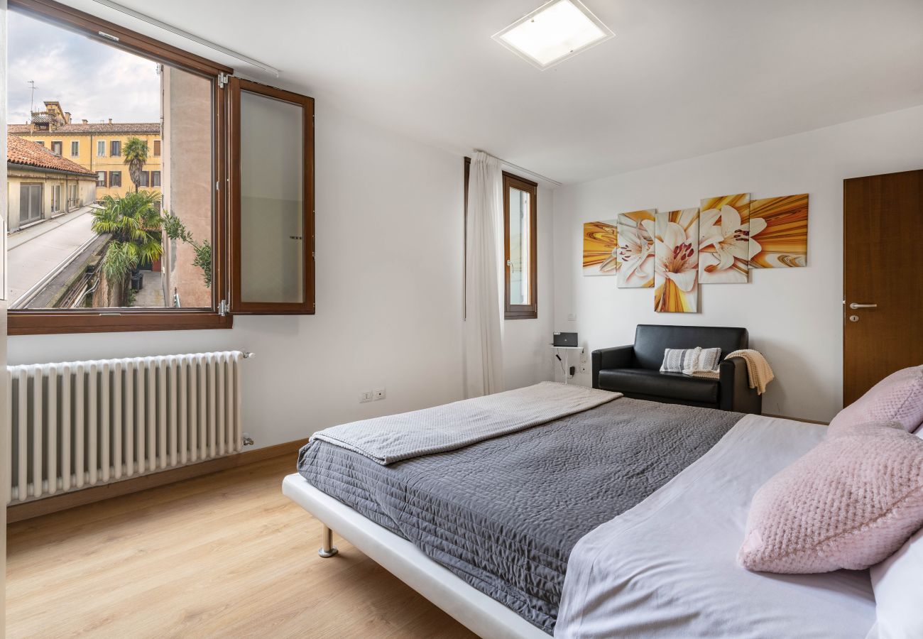 Appartamento a Cannaregio - LUMINOSO APPARTAMENTO CON 2 CAMERE, WI-FI, LAVATRICE