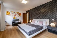 Appartamento a Cannaregio - LUMINOSO APPARTAMENTO CON 2 CAMERE,... Appartamento a Cannaregio - LUMINOSO APPARTAMENTO CON 2 CAMERE,...