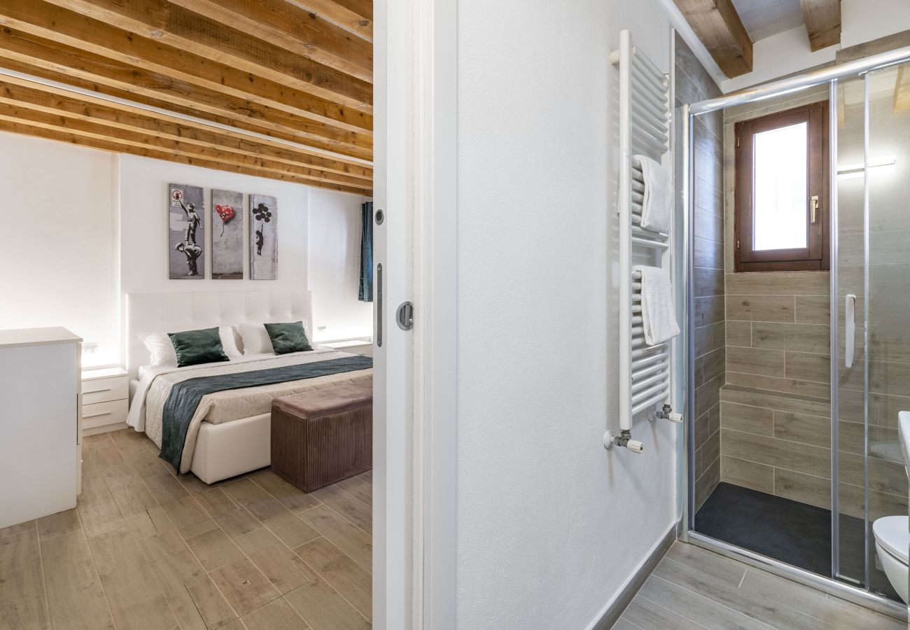 Appartamento a Cannaregio - MONOLOCALE CON LETTO MATRIMONIALE, ZONA SANTI GIOVANNI E PAOLO