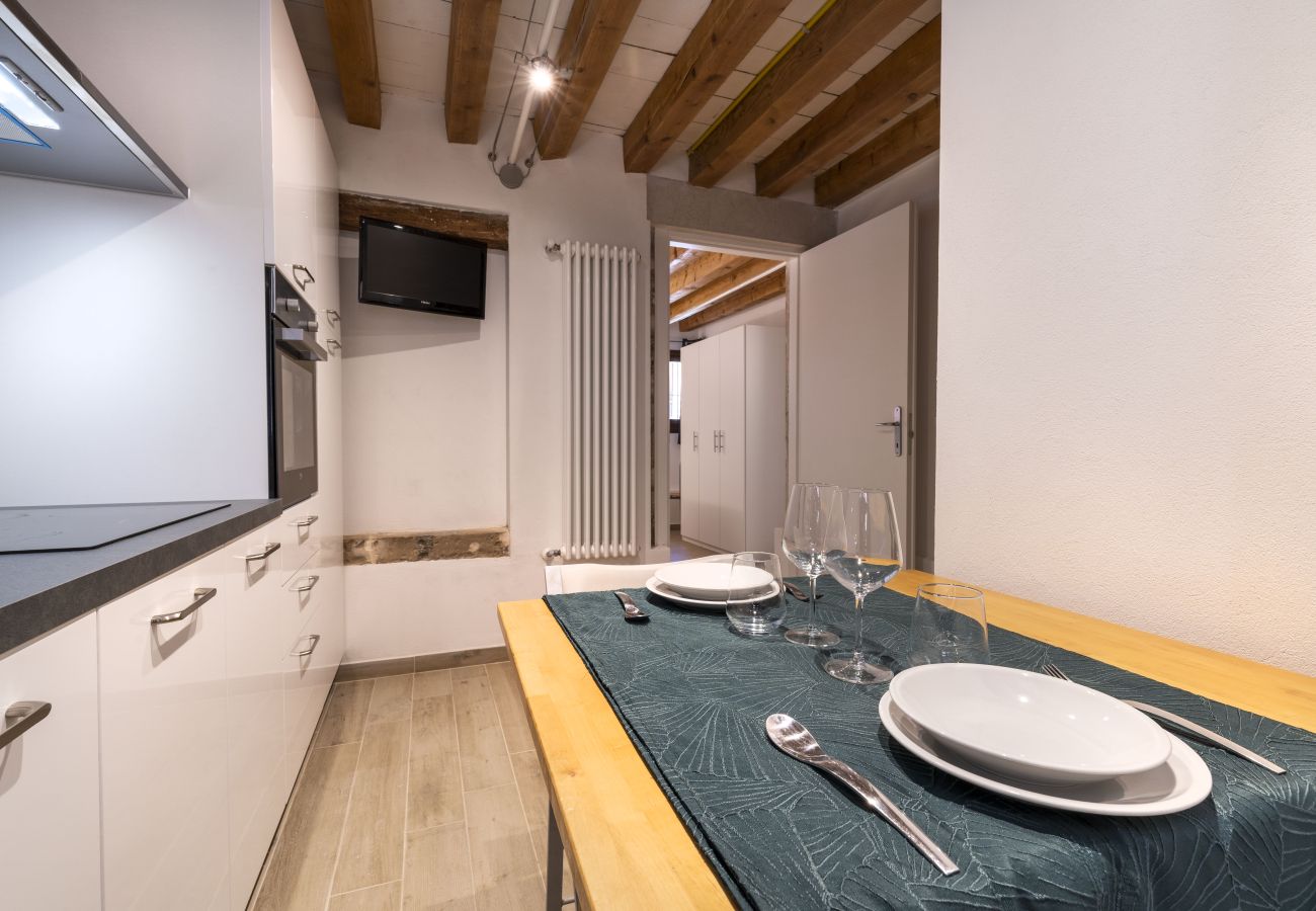 Appartamento a Cannaregio - MONOLOCALE CON LETTO MATRIMONIALE, ZONA SANTI GIOVANNI E PAOLO