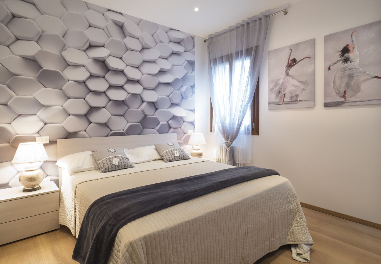 Appartamento a Cannaregio - COMFORT E RELAX VICINO A RIALTO, LAVATRICE, WIFI, A/C