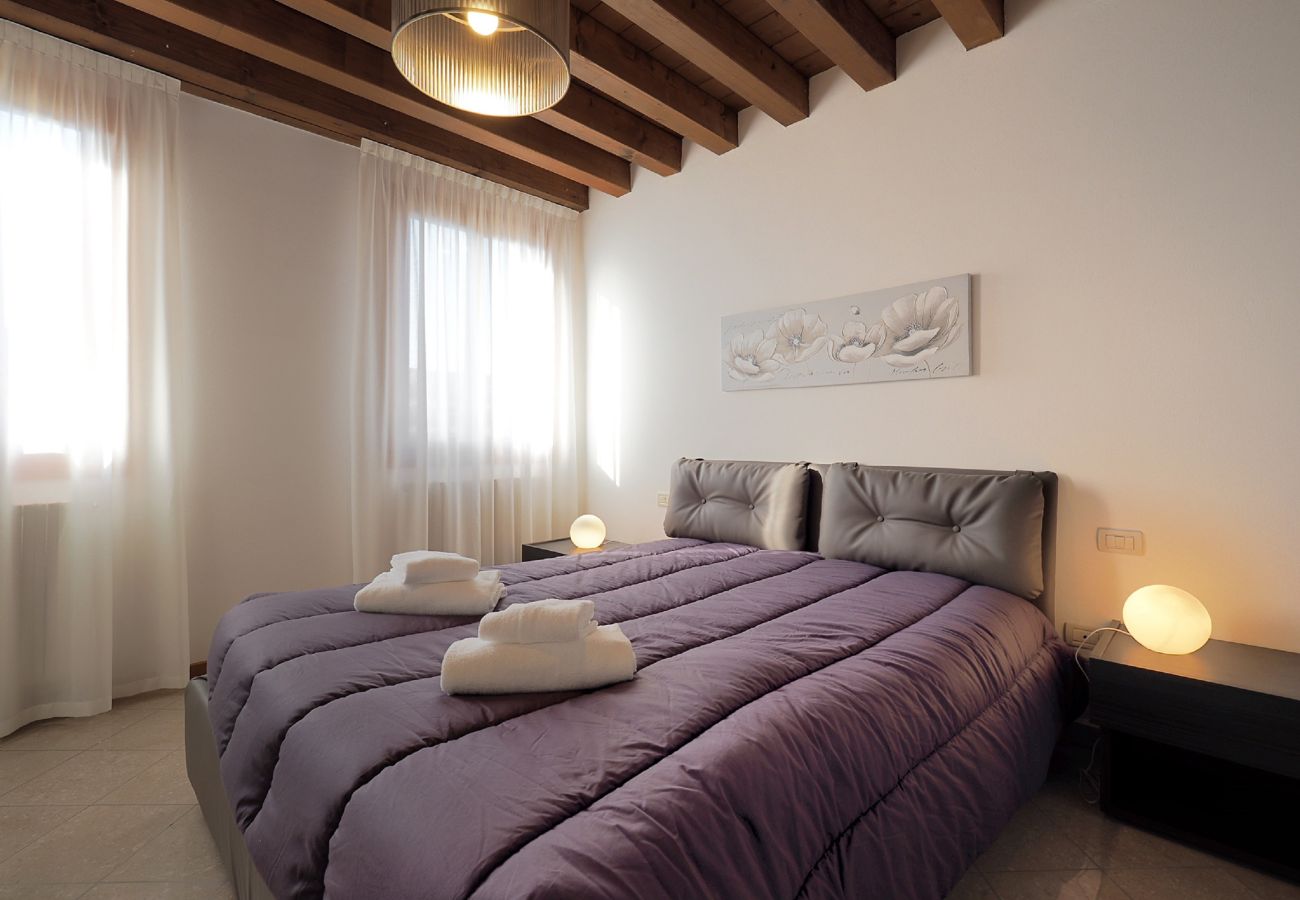 Appartamento a Cannaregio - APPARTAMENTO ELEGANTE E MODERNO VICINO ALLA STAZIONE - WIFI GRATUITO
