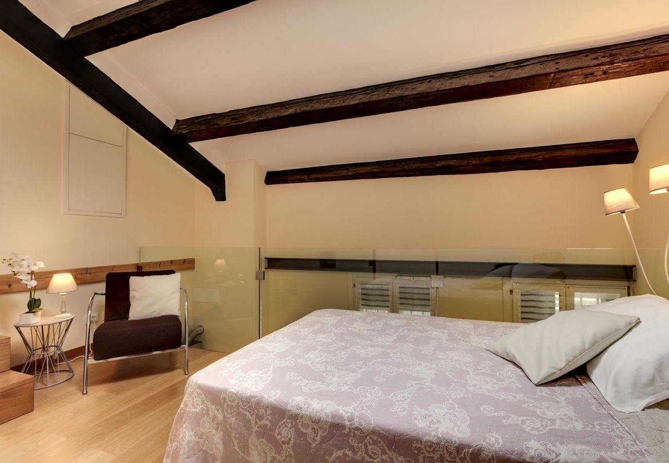 Apartment in Castello - New & Mordern Duplex - Arsenale / Biennale area with washing machine