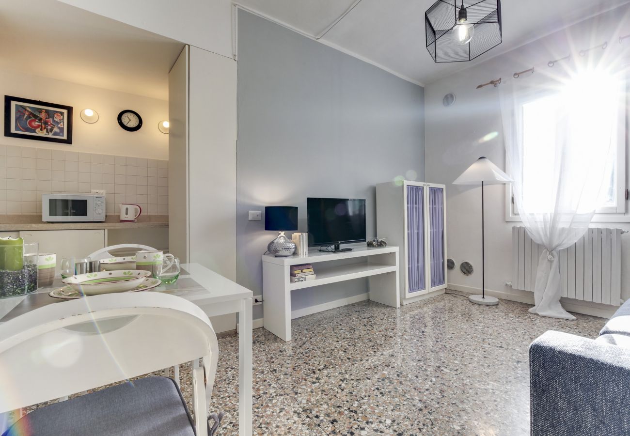 Apartment in Dorsoduro - Modern apartment on the second floor with WI-FI and washing machine