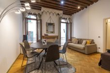 Apartment in San Marco - Elegant Venetian style apartment -... Apartment in San Marco - Elegant Venetian style apartment -...