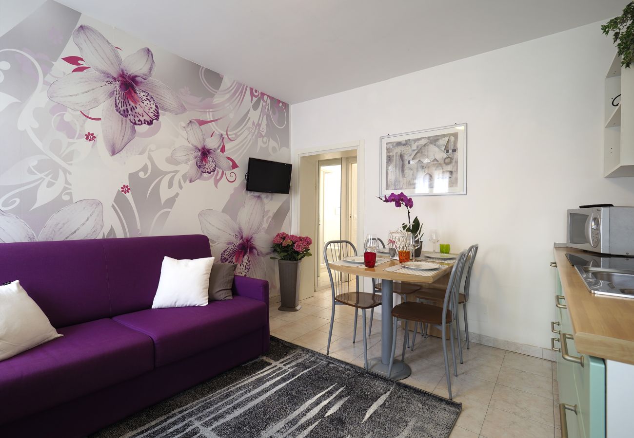Apartment in Cannaregio - APARTMENT 2 FLOOR IN CANNAREGIO, NEAR FONDAMENTA NOVE STOP