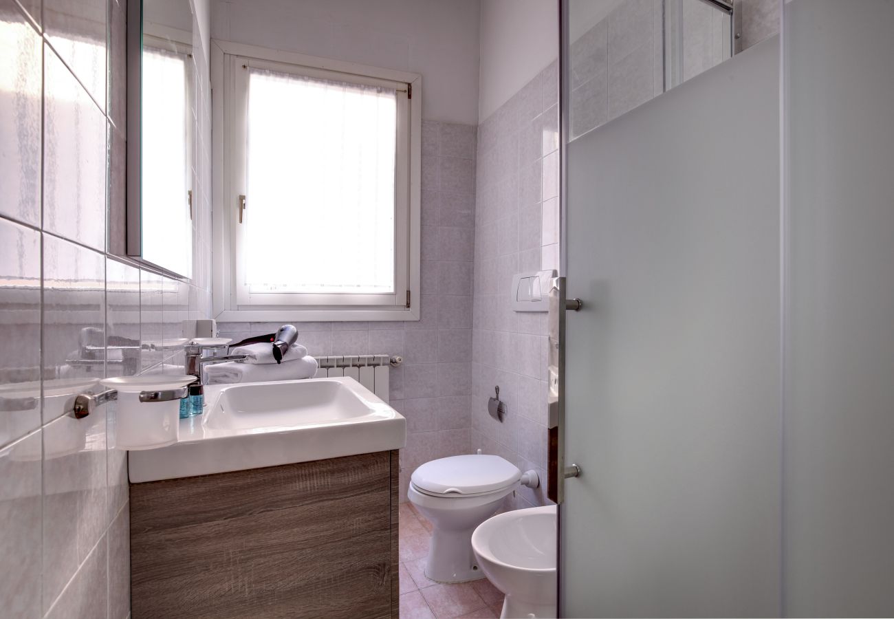 Apartment in Cannaregio - APARTMENT 1 FLOOR IN CANNAREGIO, NEAR FONDAMENTA NOVE STOP