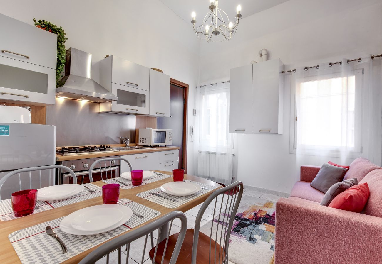 Apartment in Cannaregio - APARTMENT 1 FLOOR IN CANNAREGIO, NEAR FONDAMENTA NOVE STOP