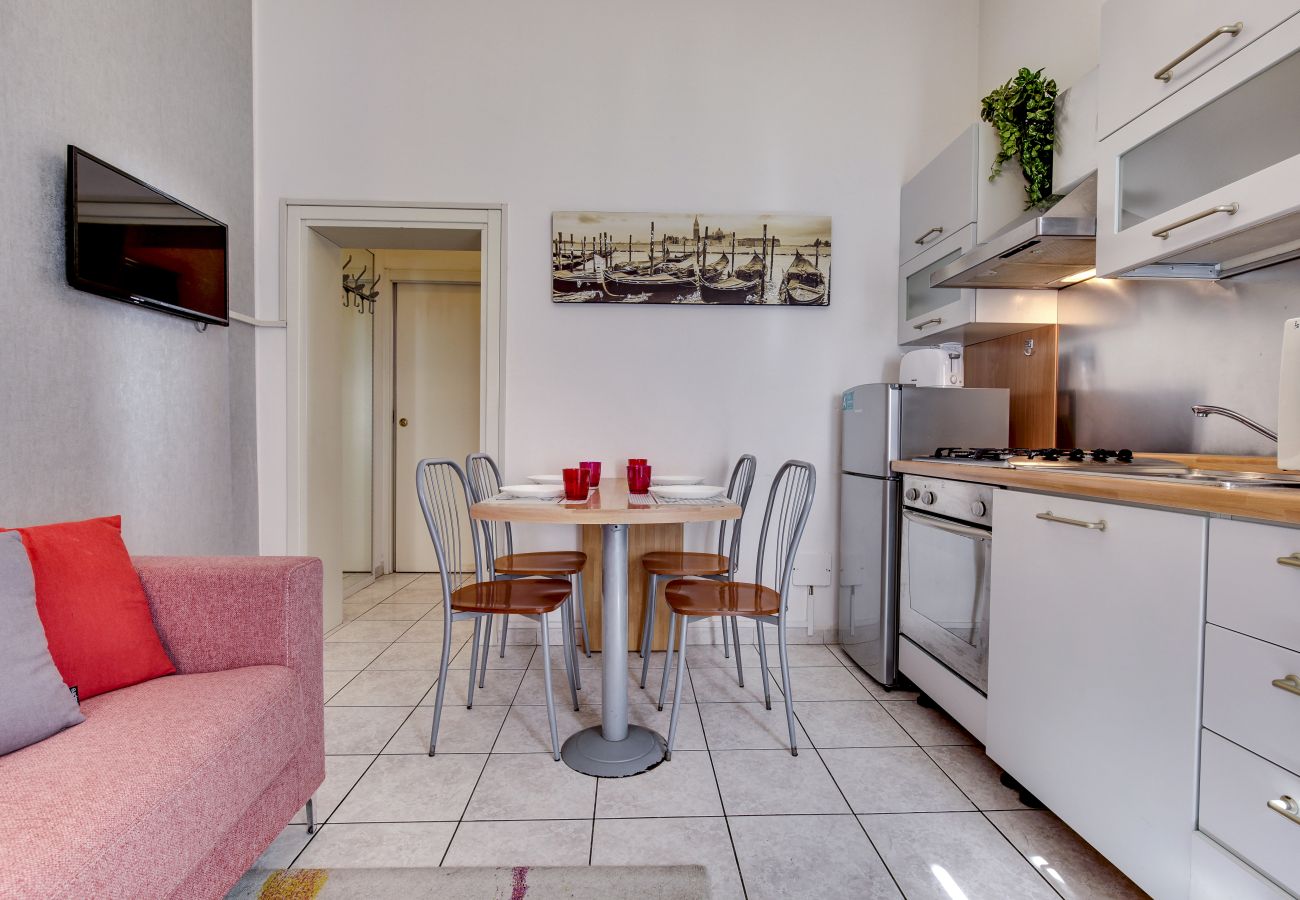 Apartment in Cannaregio - APARTMENT 1 FLOOR IN CANNAREGIO, NEAR FONDAMENTA NOVE STOP