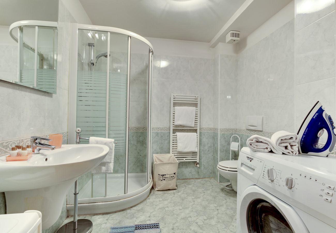 Apartment in Cannaregio - IN CANNAREGIO, NEAR STATION, GROUND FLOOR WITH INTERNAL COURT & WIFI