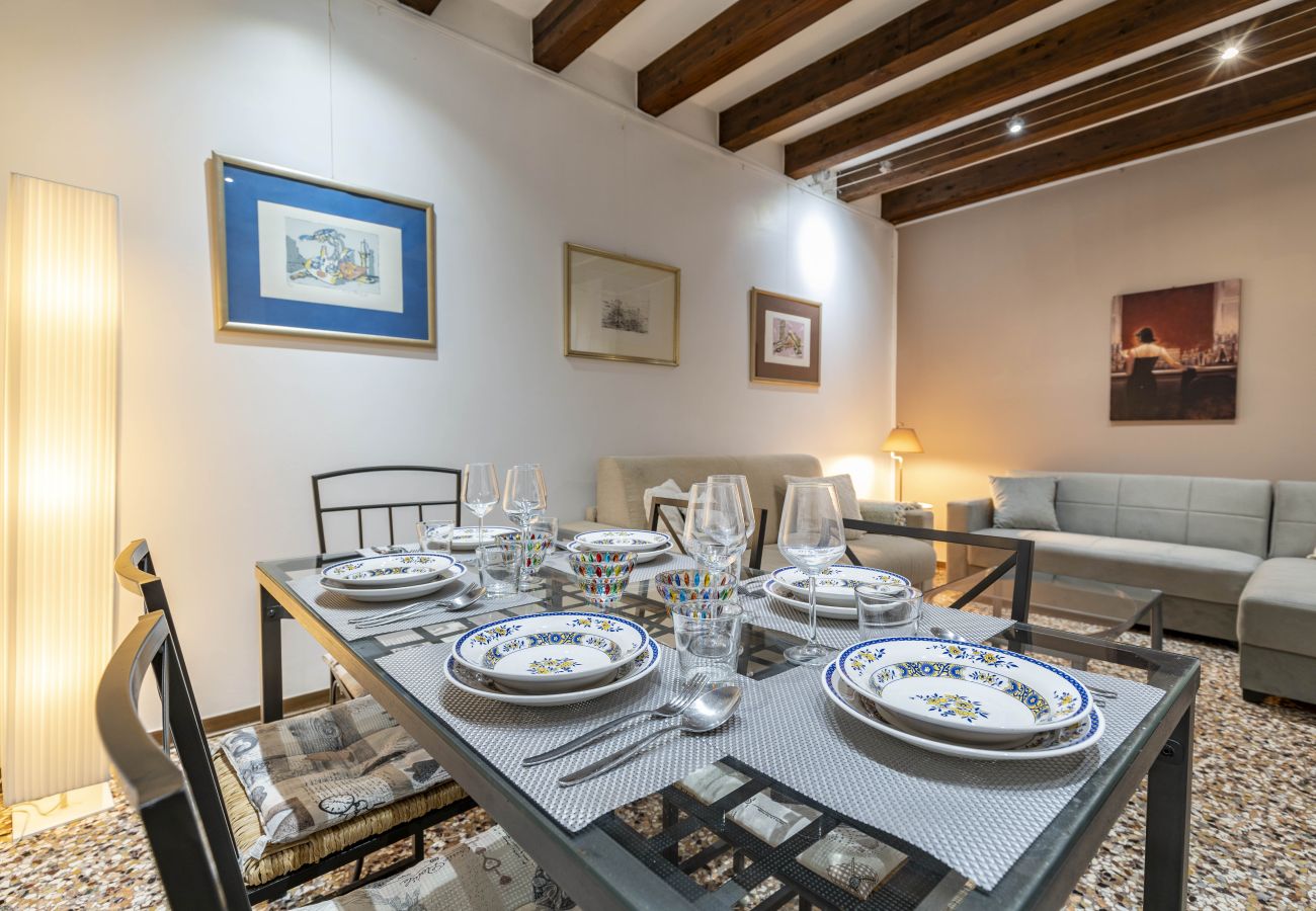Apartment in San Marco - COMFORTABLE APARTMENT IN SAN MARCO IN THE STREET OF SHOPPING - WITH ELEVATOR