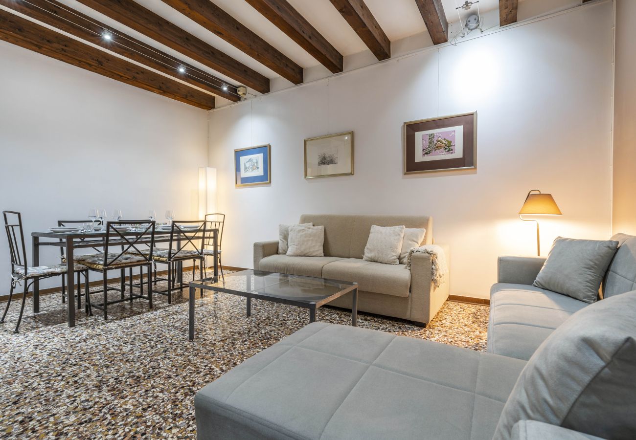 Apartment in San Marco - COMFORTABLE APARTMENT IN SAN MARCO IN THE STREET OF SHOPPING - WITH ELEVATOR