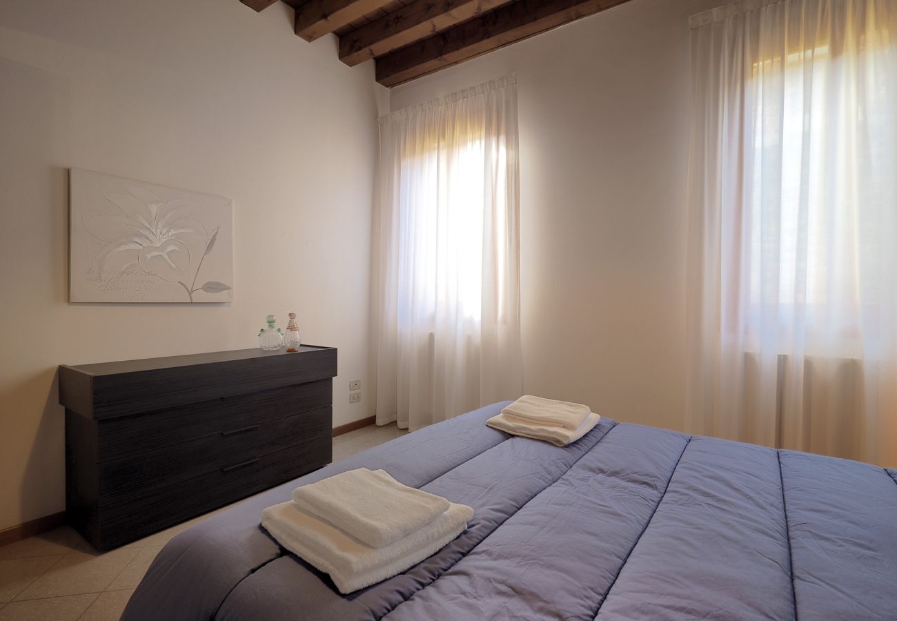 Apartment in Cannaregio - LARGE AND COMFORTABLE APARTMENT NEAR THE RAILWAY - FIRST FLOOR