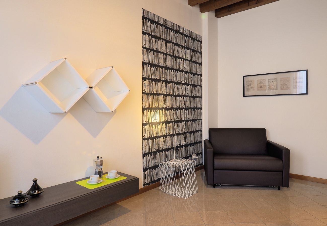 Apartment in Cannaregio - MODERN APARTMENT, COMFORTABLE AND CLOSE TO THE STATION AND MAIN TERMINAL. EQUIPPED WITH WASHING MACHINE, DISHWASHER AND WIFI