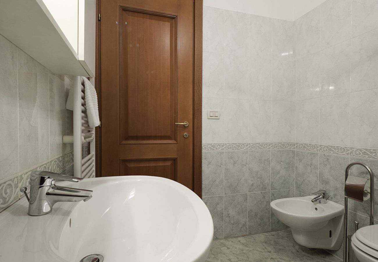 Apartment in Cannaregio - MODERN APARTMENT, COMFORTABLE AND CLOSE TO THE STATION AND MAIN TERMINAL. EQUIPPED WITH WASHING MACHINE, DISHWASHER AND WIFI