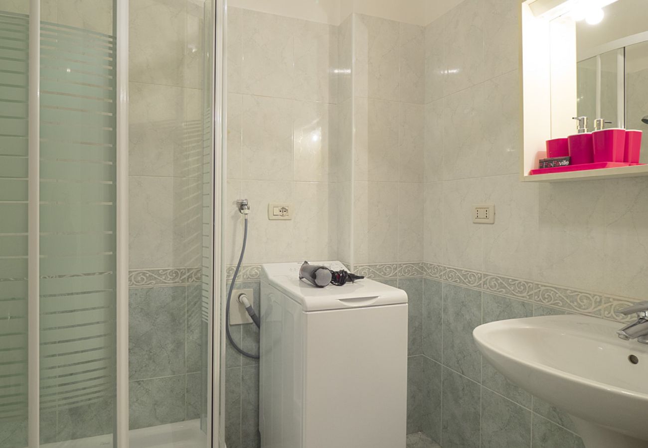 Apartment in Cannaregio - MODERN APARTMENT, COMFORTABLE AND CLOSE TO THE STATION AND MAIN TERMINAL. EQUIPPED WITH WASHING MACHINE, DISHWASHER AND WIFI