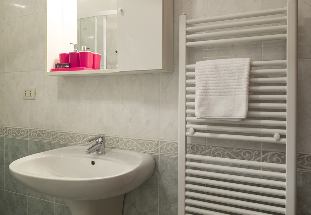 Apartment in Cannaregio - MODERN APARTMENT, COMFORTABLE AND CLOSE TO THE STATION AND MAIN TERMINAL. EQUIPPED WITH WASHING MACHINE, DISHWASHER AND WIFI
