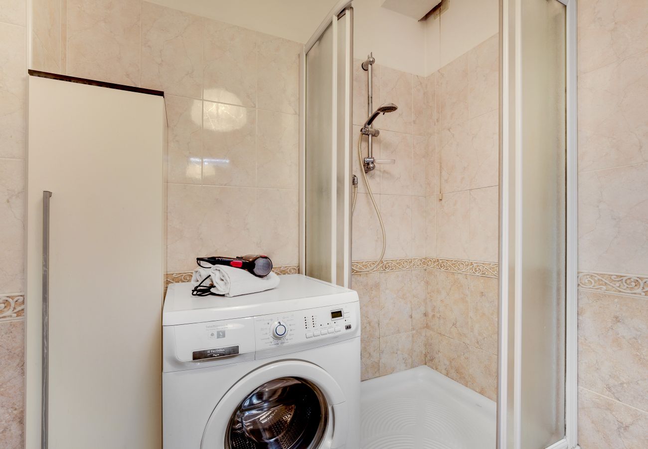 Apartment in Cannaregio - BRIGHT AND MODERN PENTHOUSE NEAR THE STATION - WITH WASHING MACHINE