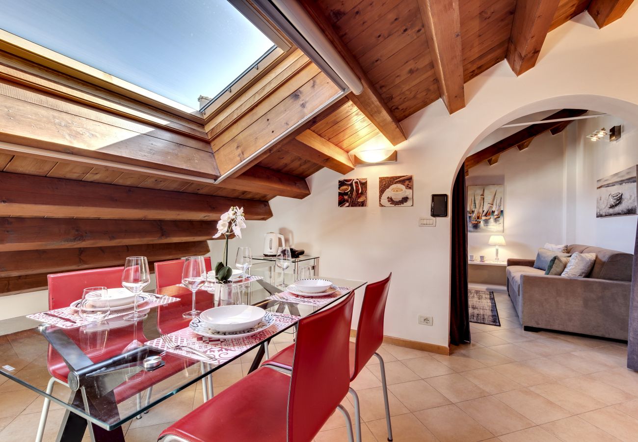Apartment in Cannaregio - BRIGHT AND MODERN PENTHOUSE NEAR THE STATION - WITH WASHING MACHINE