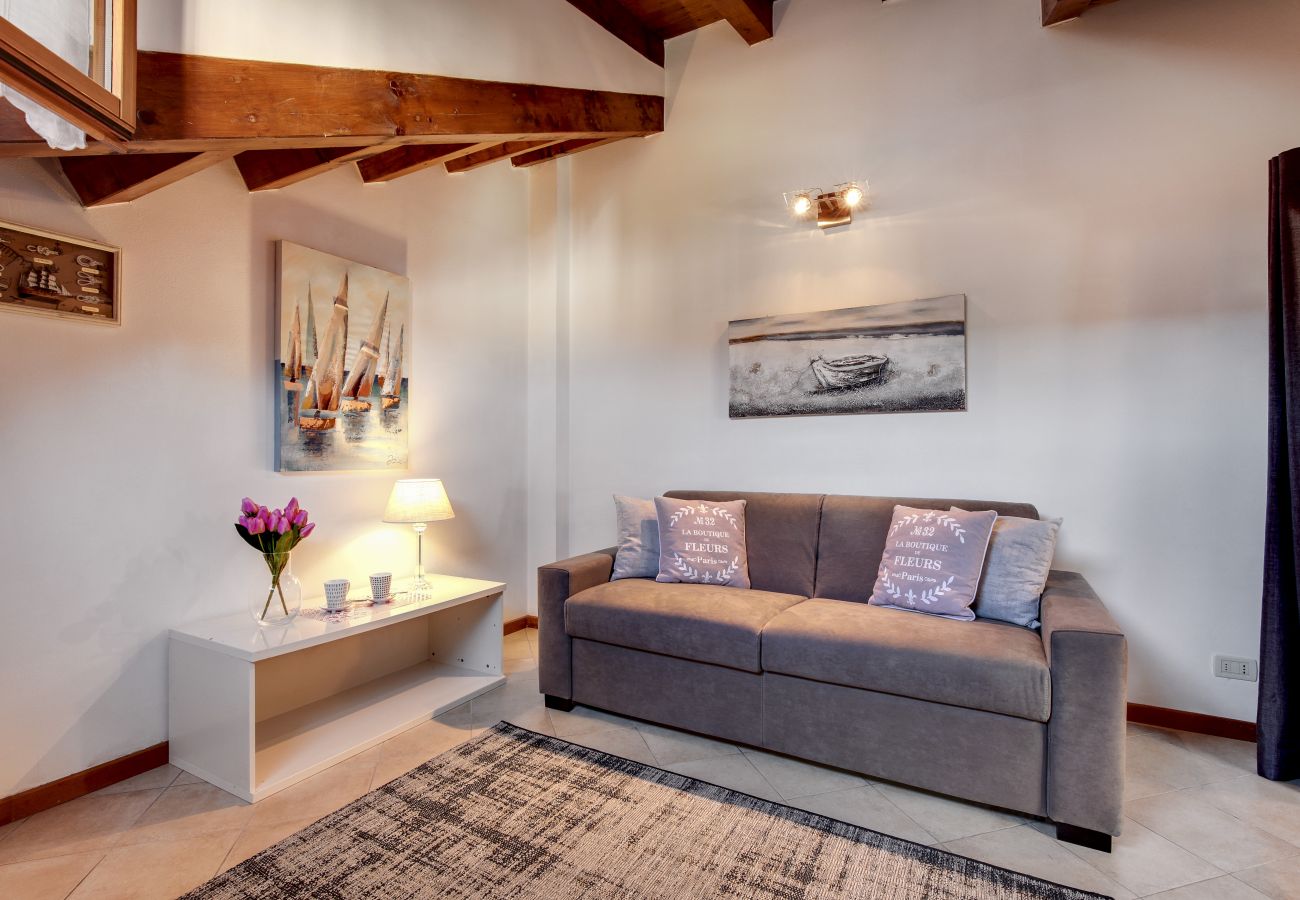 Apartment in Cannaregio - BRIGHT AND MODERN PENTHOUSE NEAR THE STATION - WITH WASHING MACHINE