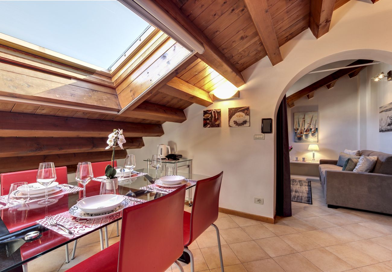 Apartment in Cannaregio - BRIGHT AND MODERN PENTHOUSE NEAR THE STATION - WITH WASHING MACHINE