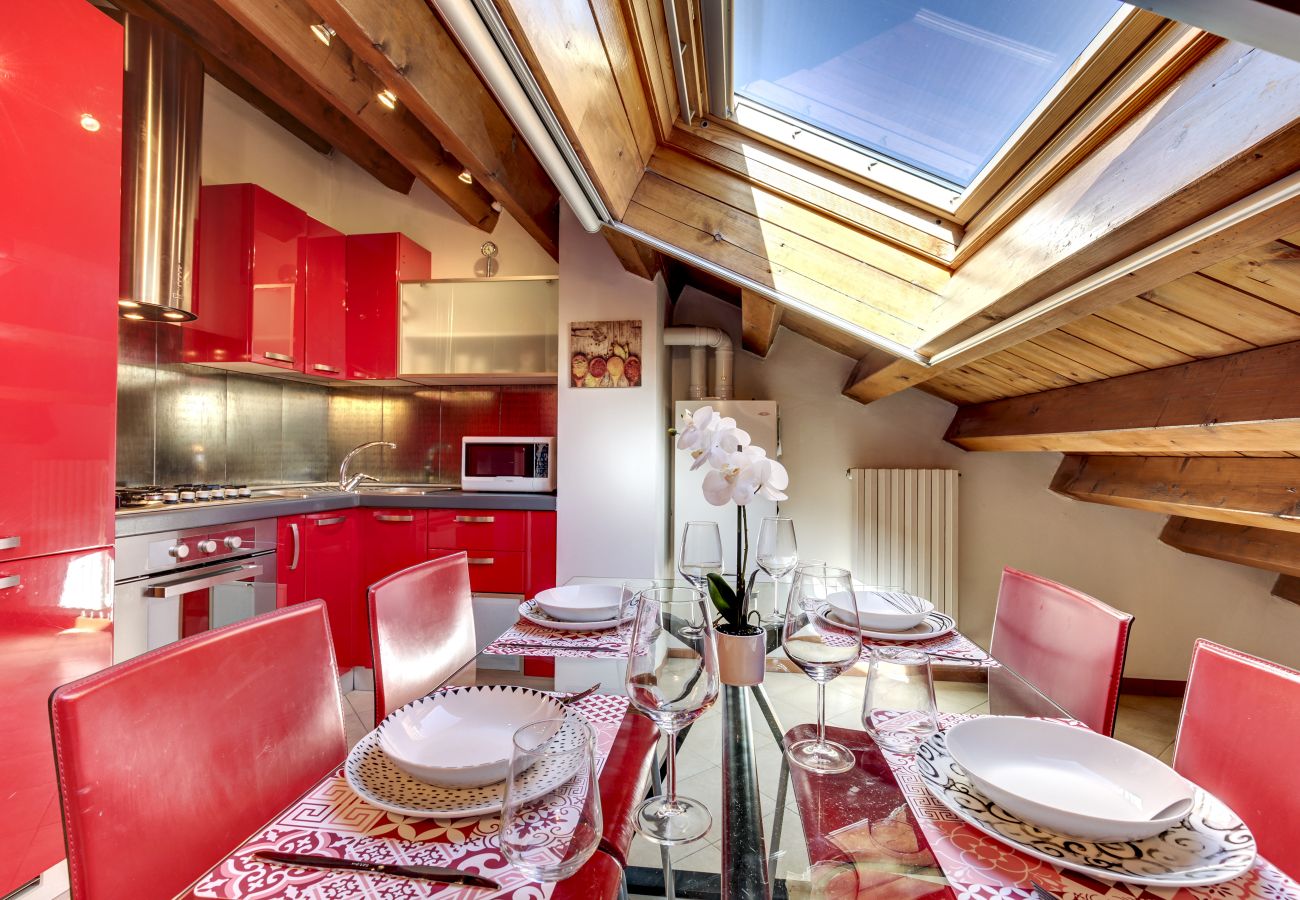 Apartment in Cannaregio - BRIGHT AND MODERN PENTHOUSE NEAR THE STATION - WITH WASHING MACHINE