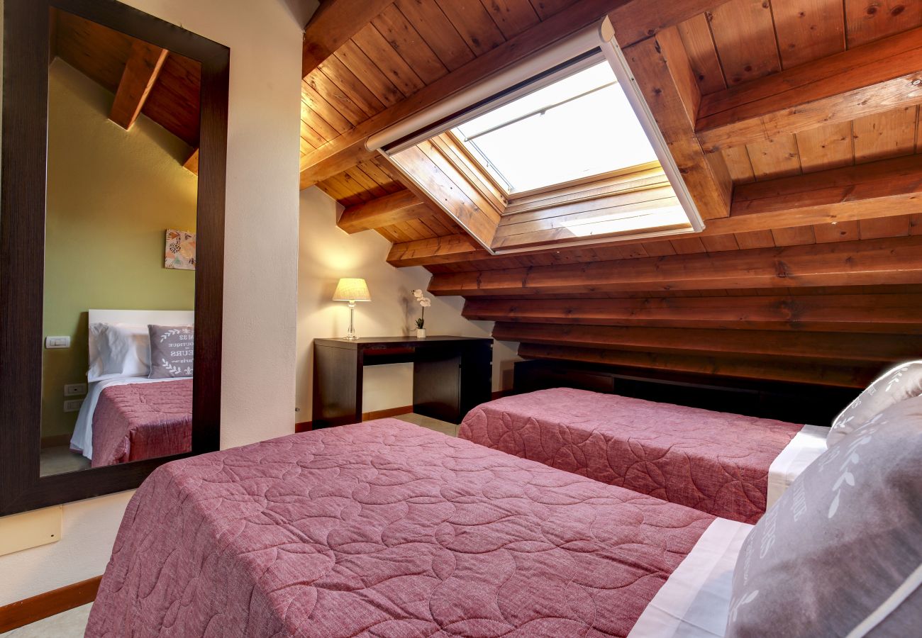 Apartment in Cannaregio - BRIGHT AND MODERN PENTHOUSE NEAR THE STATION - WITH WASHING MACHINE