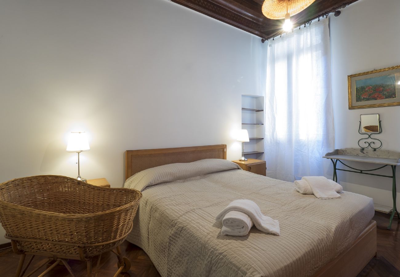 Apartment in Castello - IN THE HEART OF SAN MARCO - FOUR-BEDROOM APARTMENT WITH A/C, LUXURIOUS LIVING ROOM IN VENETIAN STYLE