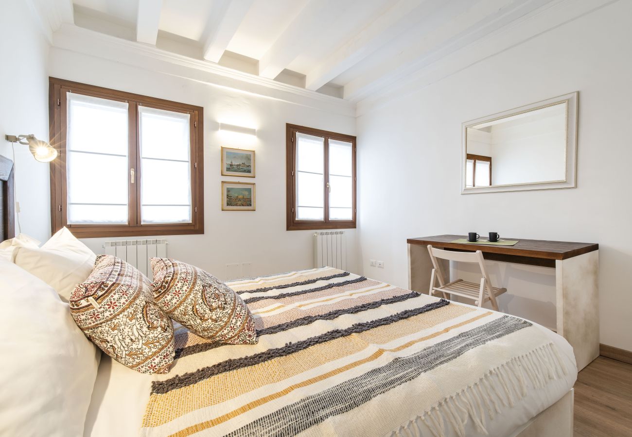 Apartment in Castello - St Mark's Campanile view: modern and spacious apartment, an unmissable location!