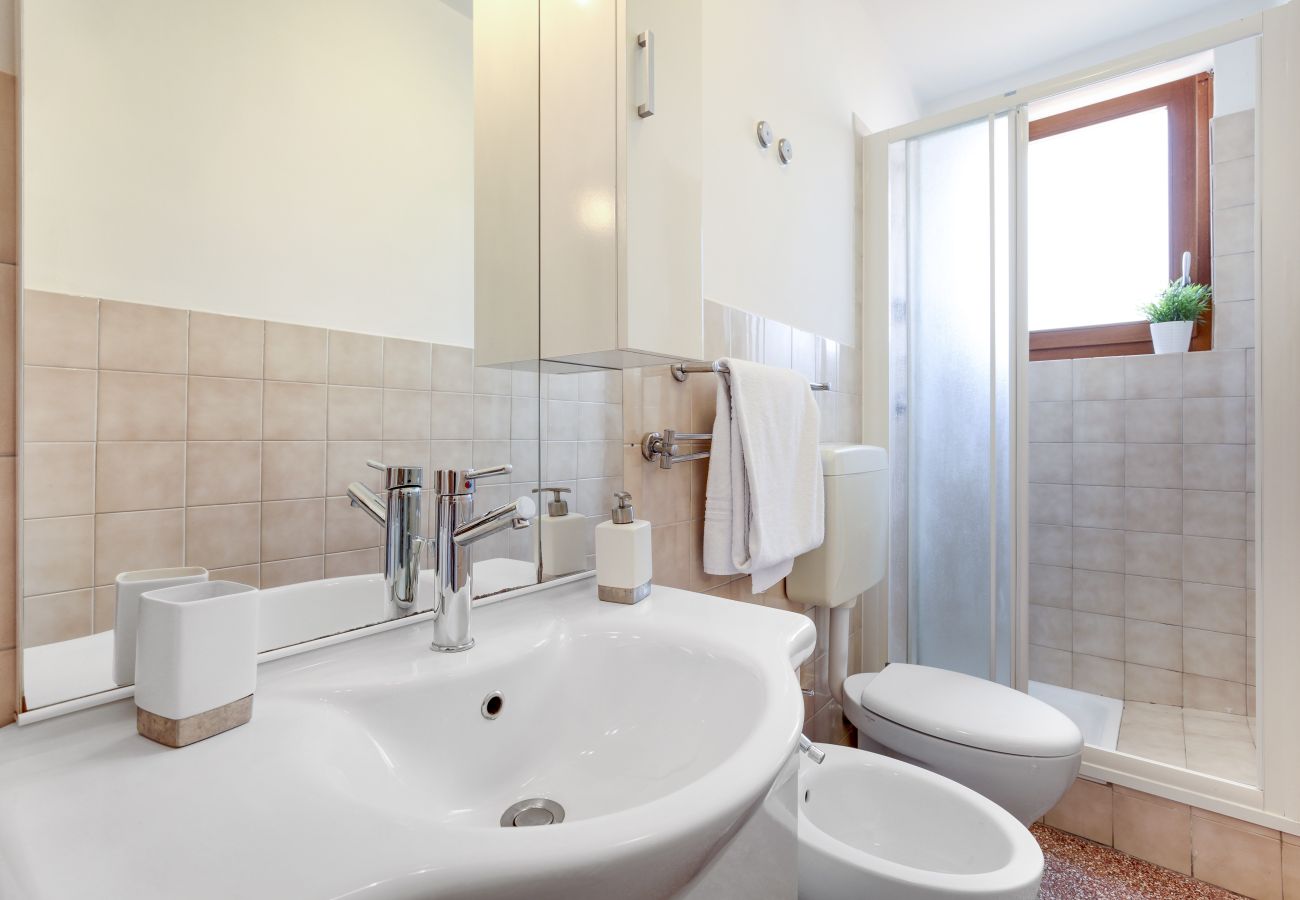 Apartment in Cannaregio - CANNAREGIO-APARTMENT WITH AIR CONDITIONING IN THE ROOMS, WASHING MACHINE AND WIFI
