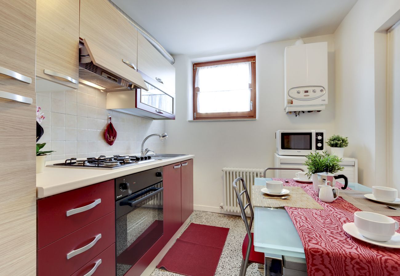 Apartment in Cannaregio - CANNAREGIO-APARTMENT WITH AIR CONDITIONING IN THE ROOMS, WASHING MACHINE AND WIFI