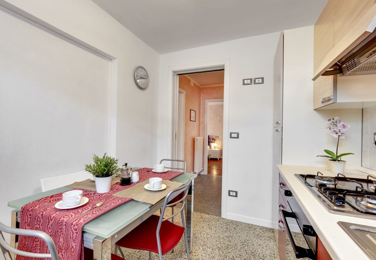 Apartment in Cannaregio - CANNAREGIO-APARTMENT WITH AIR CONDITIONING IN THE ROOMS, WASHING MACHINE AND WIFI