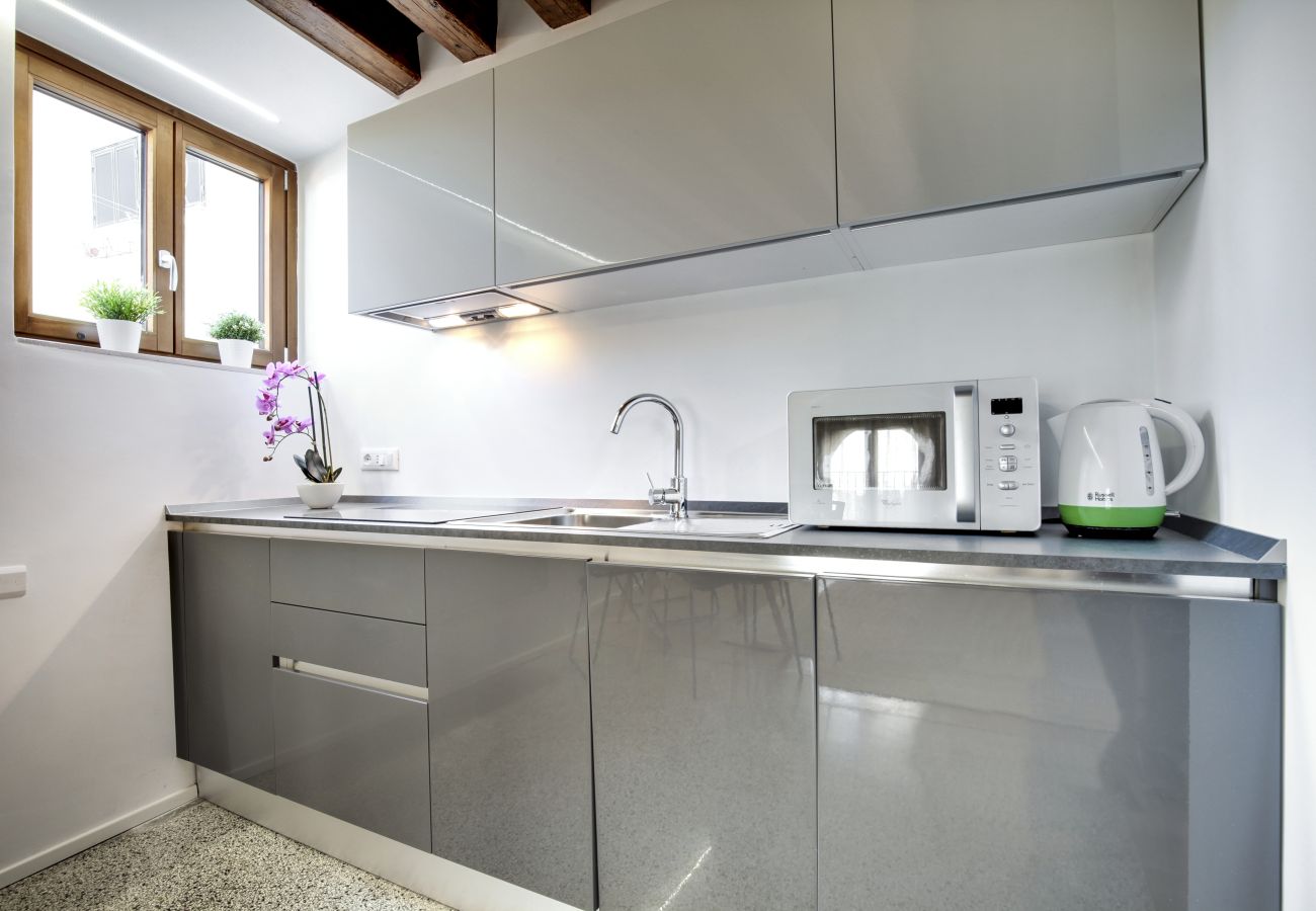 Apartment in Cannaregio - BEAUTIFUL APARTMENT GUGLIE AREA - WASHING MACHINE, AIR CONDITIONING, WIFI