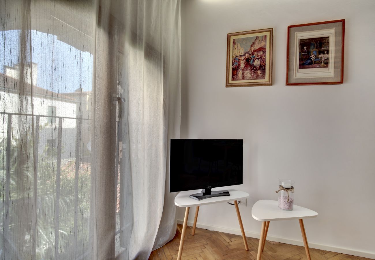 Apartment in Cannaregio - BEAUTIFUL APARTMENT GUGLIE AREA - WASHING MACHINE, AIR CONDITIONING, WIFI