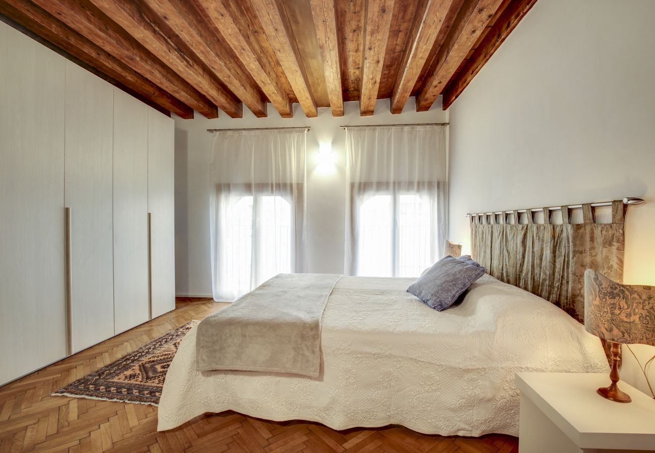 Apartment in Cannaregio - BEAUTIFUL APARTMENT GUGLIE AREA - WASHING MACHINE, AIR CONDITIONING, WIFI