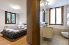 Apartamento en Cannaregio - Suite en Cannaregio, zona Guglie Apartamento en Cannaregio - Suite en Cannaregio, zona Guglie