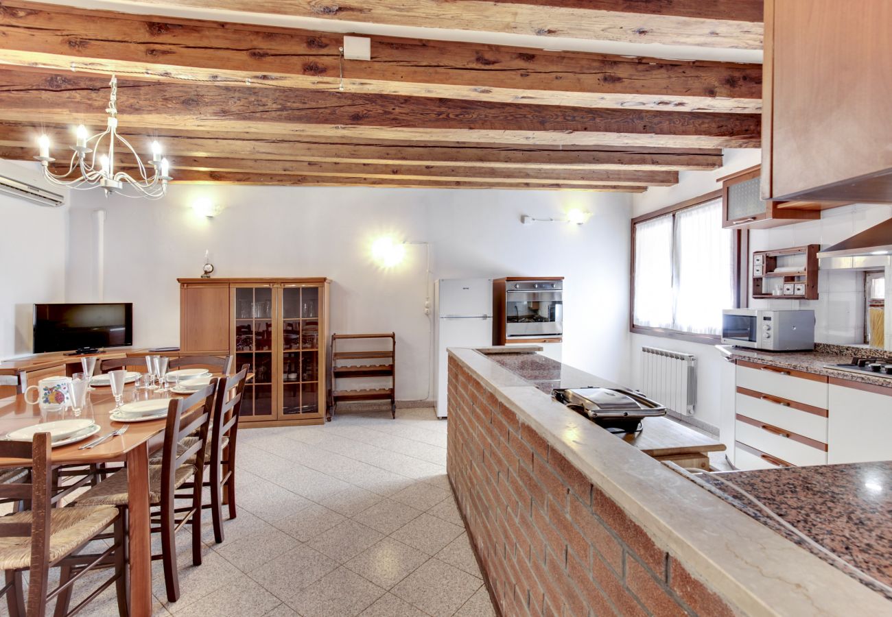 Appartement à Cannaregio - APPARTEMENT EN CAMPO SS GIOVANNI E PAOLO, MACHINE À LAVER, WIFI, A / C