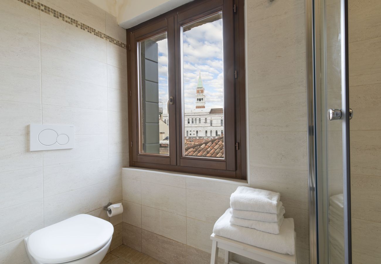 Appartement à Castello -  Vue Campanile St Marc : appartement moderne et spacieux, une adresse incontournable !