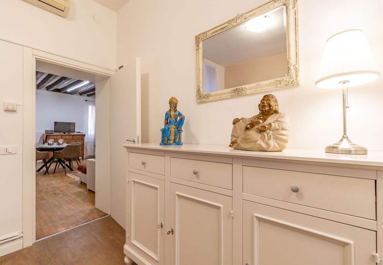 Appartement à San Marco - SAN MARCO-CAMPO SAN MAURIZIO, APPARTEMENT AVEC VUE SUR LE CANAL