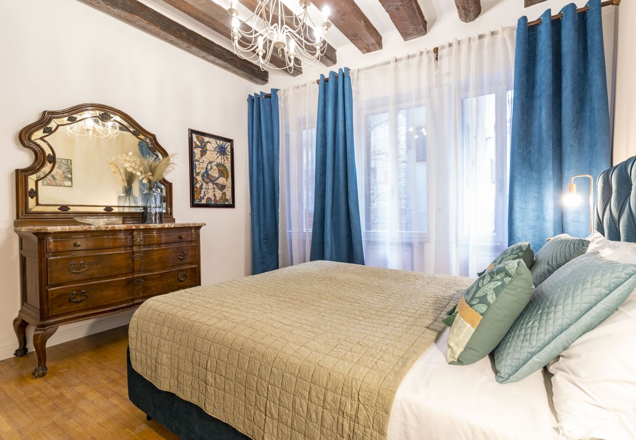Appartement à San Marco - SAN MARCO-CAMPO SAN MAURIZIO, APPARTEMENT AVEC VUE SUR LE CANAL